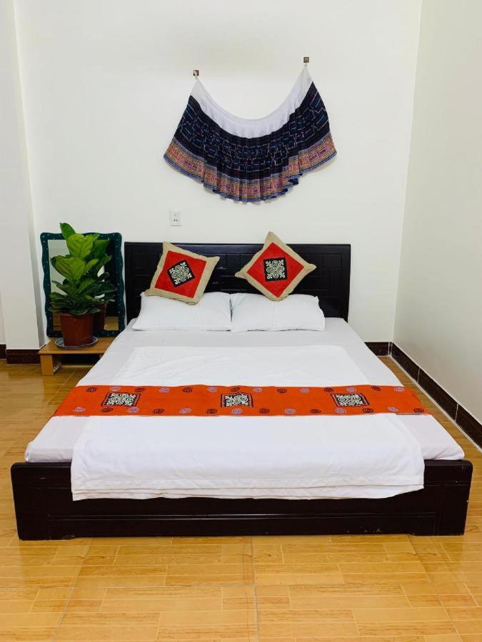 Be's Home & Tours - Housity