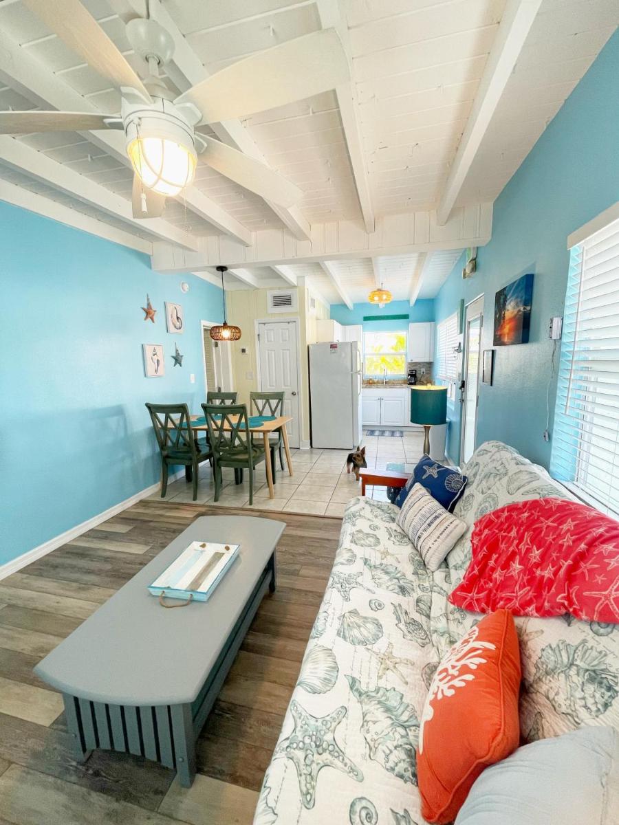 Cozy Canaveral Cottages - Housity