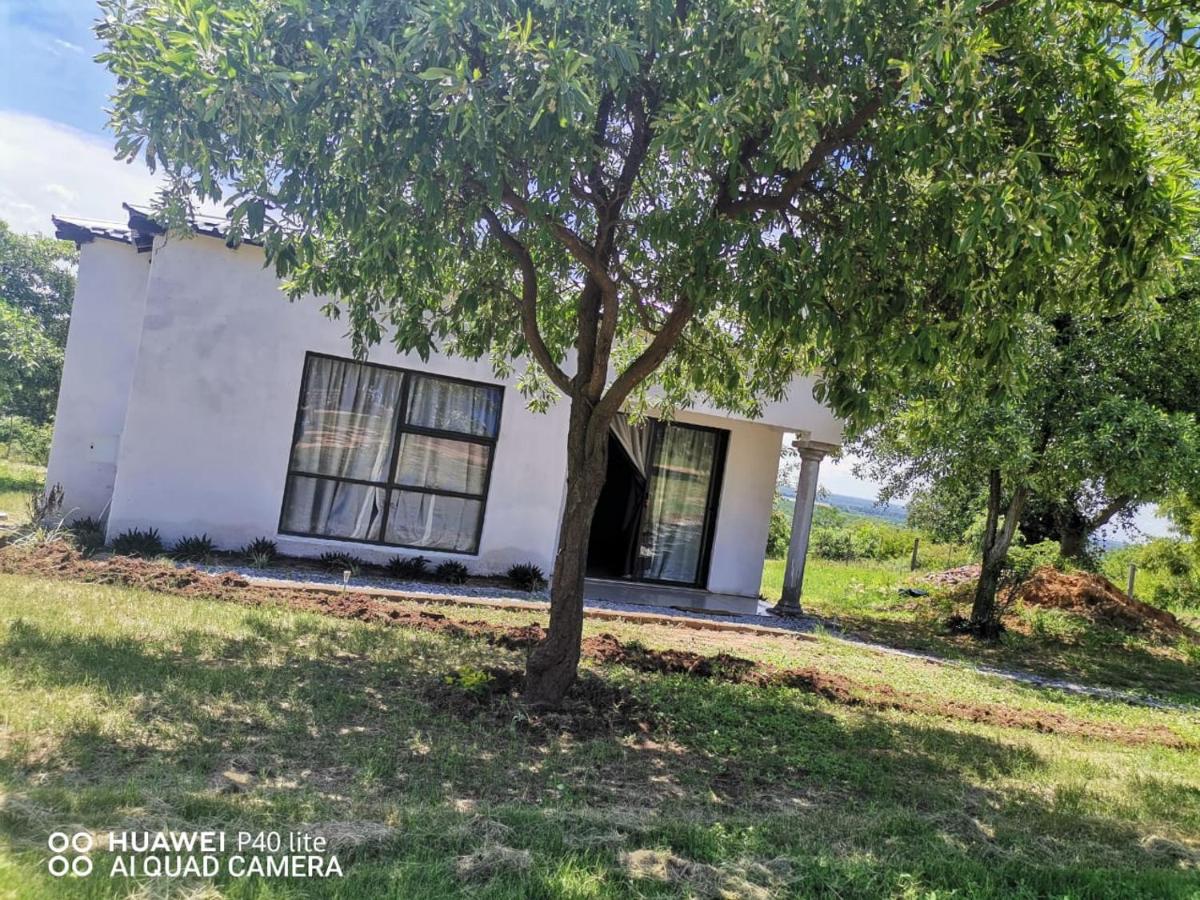 Khutsong Lodge - Housity