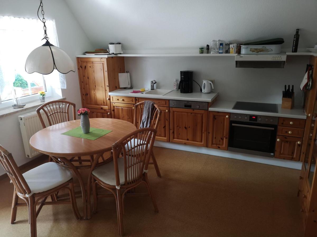 Ferienwohnung-im-Gruenen-zwischen-Binz-und-Sellin - Housity
