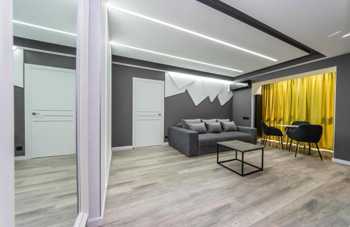 Luxrent Apartments on Lesi Ukrainki - Kiev - Housity