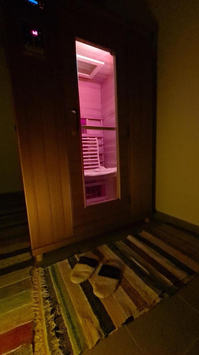 Forestside House Gacka with relax area - Housity