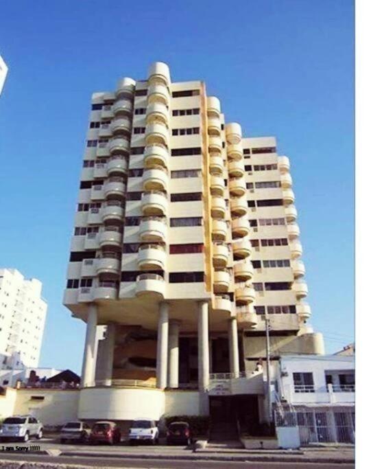 Apartamento con vista al mar y al centro histórico 1107 - Housity