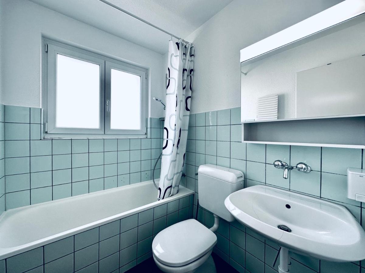 Monteurzimmer - Worker's accommodation - ZIMMERzuVERMIETEN in Deitingen Neumatt - Housity