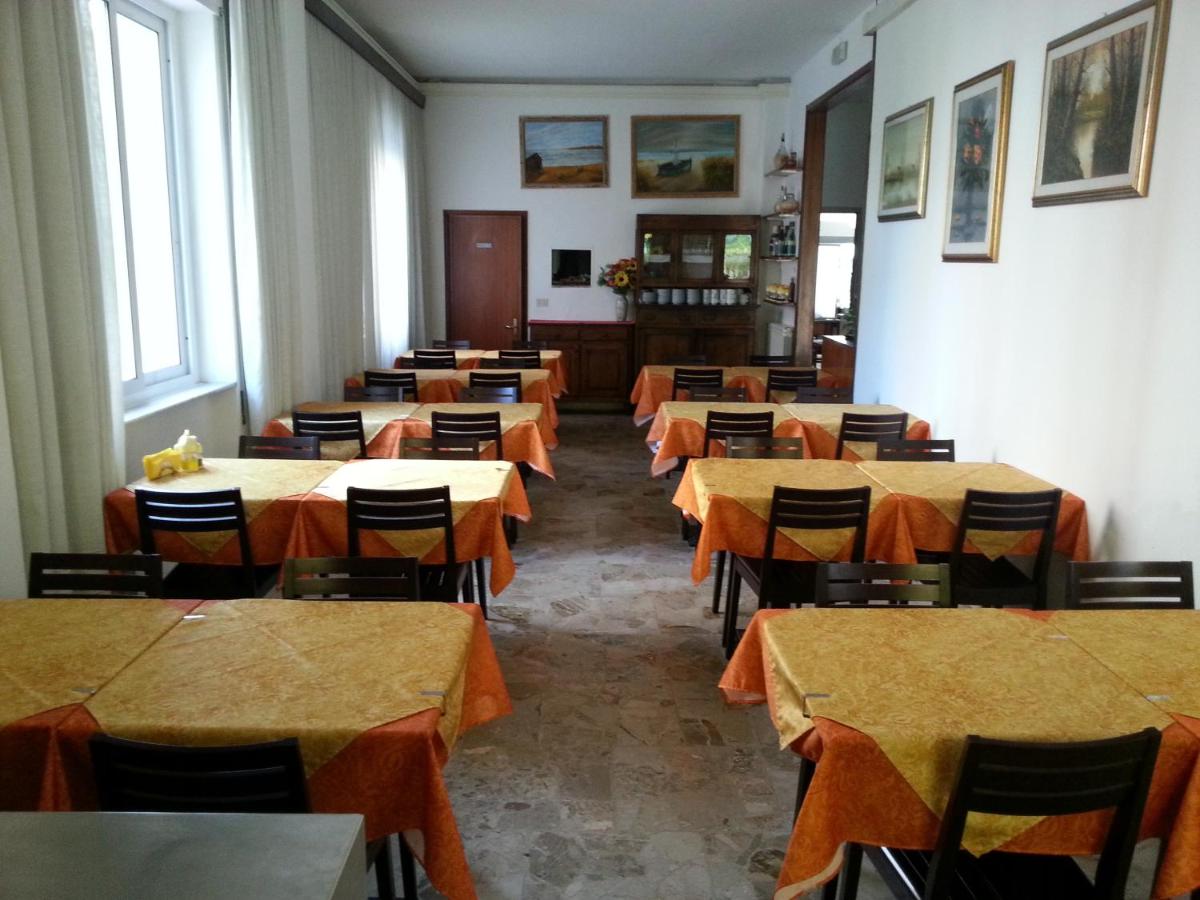 Hotel Margot - Housity
