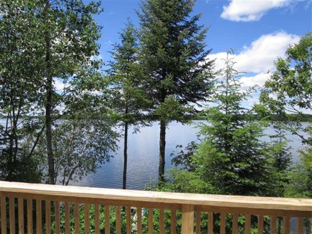 Goldfinch Getaway - Housity