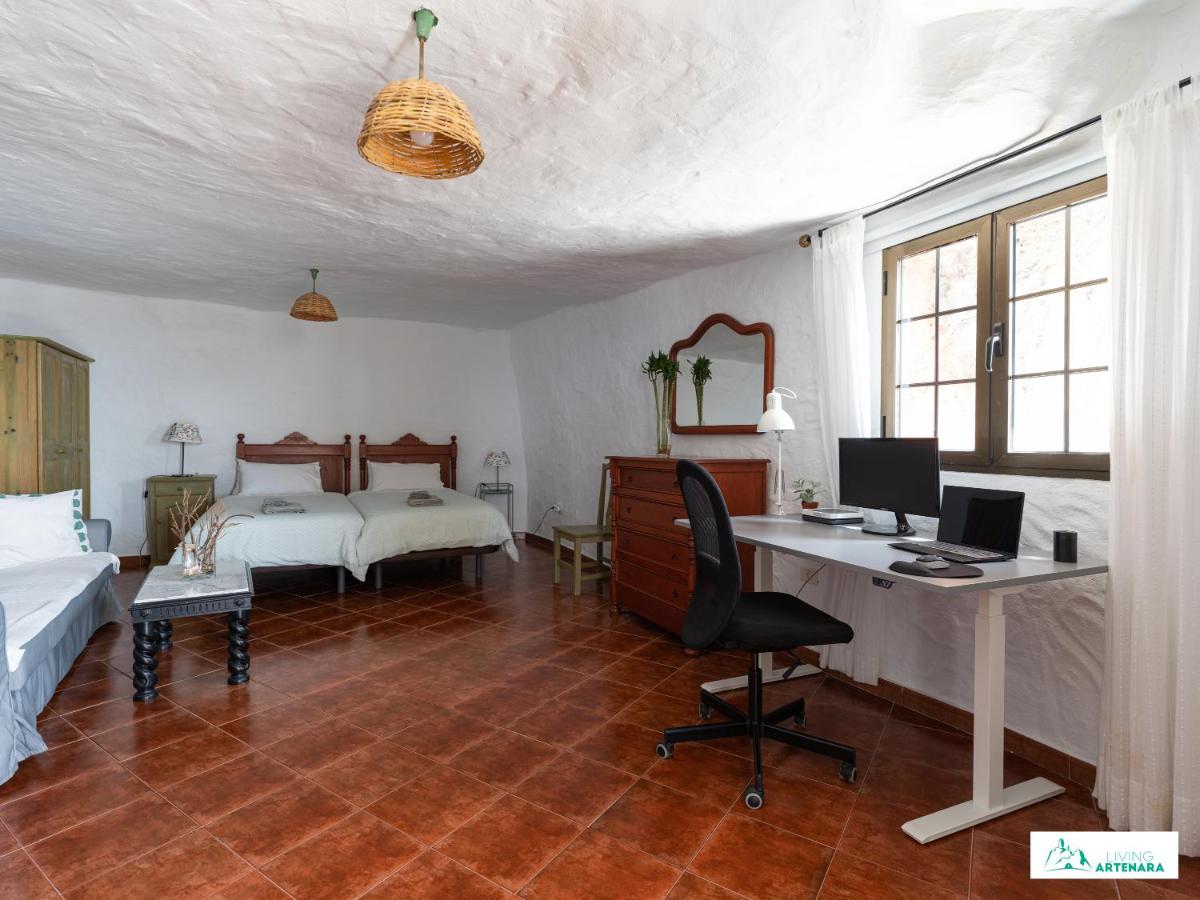 Living Artenara - CAVE HOUSE & SILENCE Adults Only - Housity