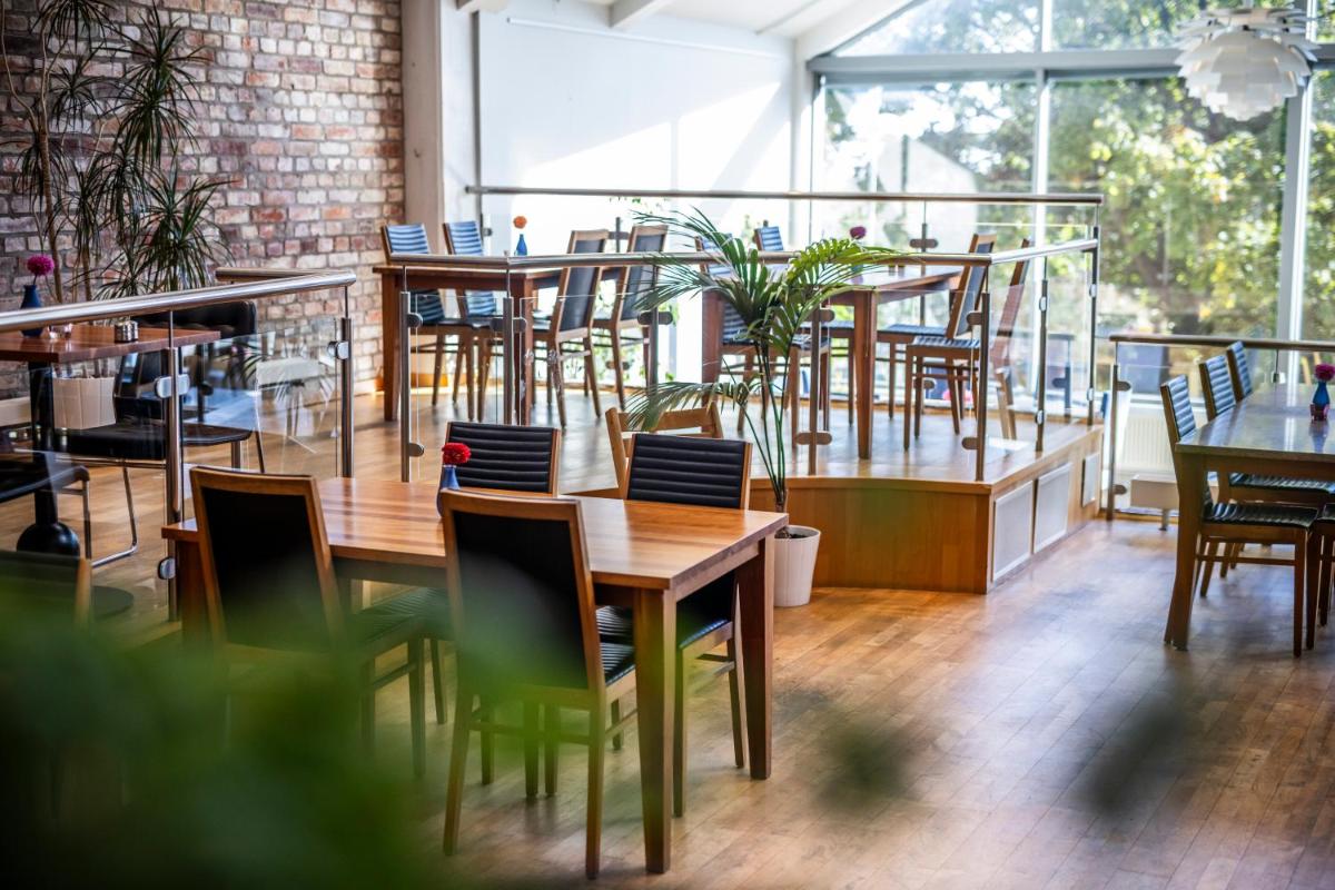 First Hotel Planetstaden - Housity