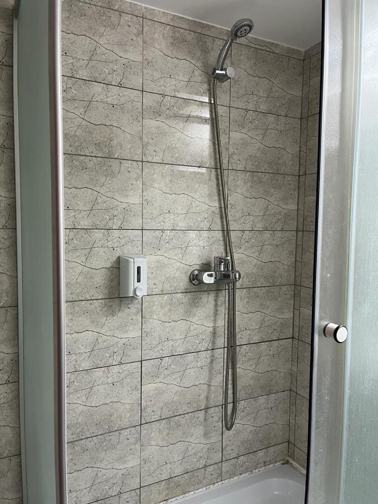Acomodoro Residence - Housity