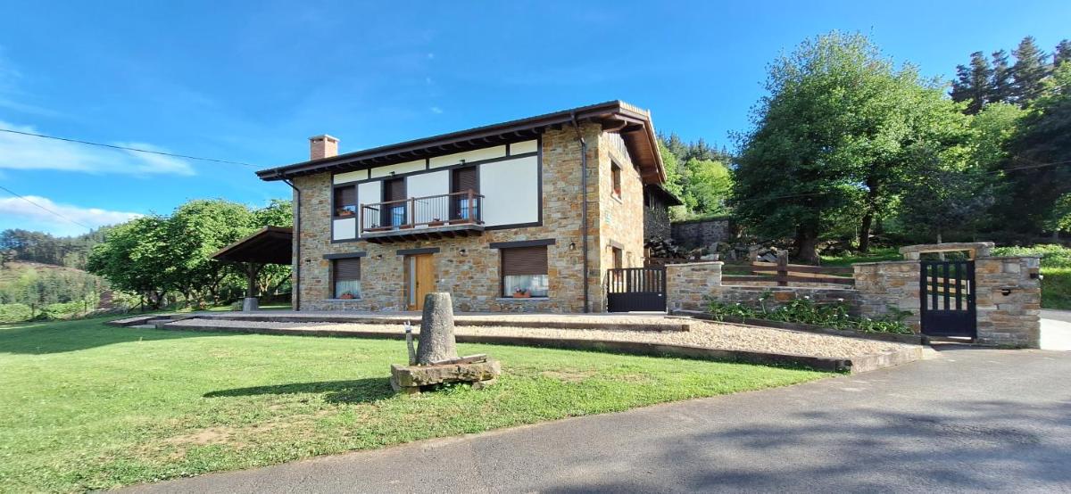 Casa Rural Launtzin Landetxea - Housity
