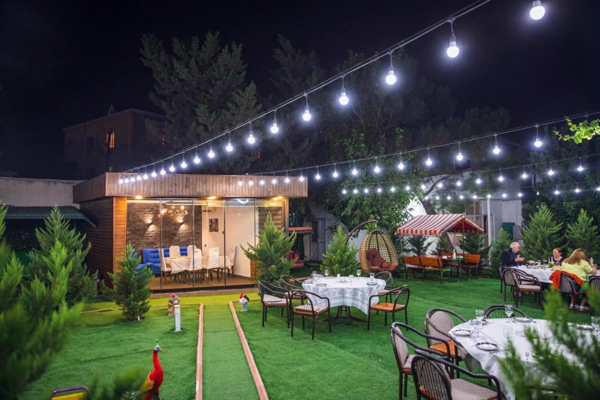 White Villa Hotel Baku - Housity