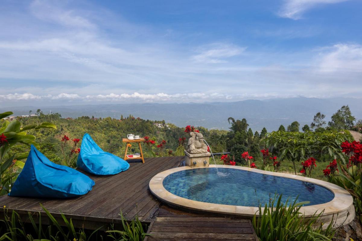 Munduk Tentrem Resort - Hizvo