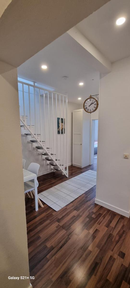 7-24 Self-Check-In - 120qm - 5 rooms - 2 bathrooms - kitchen - free parking - Yihapartment - Hizvo