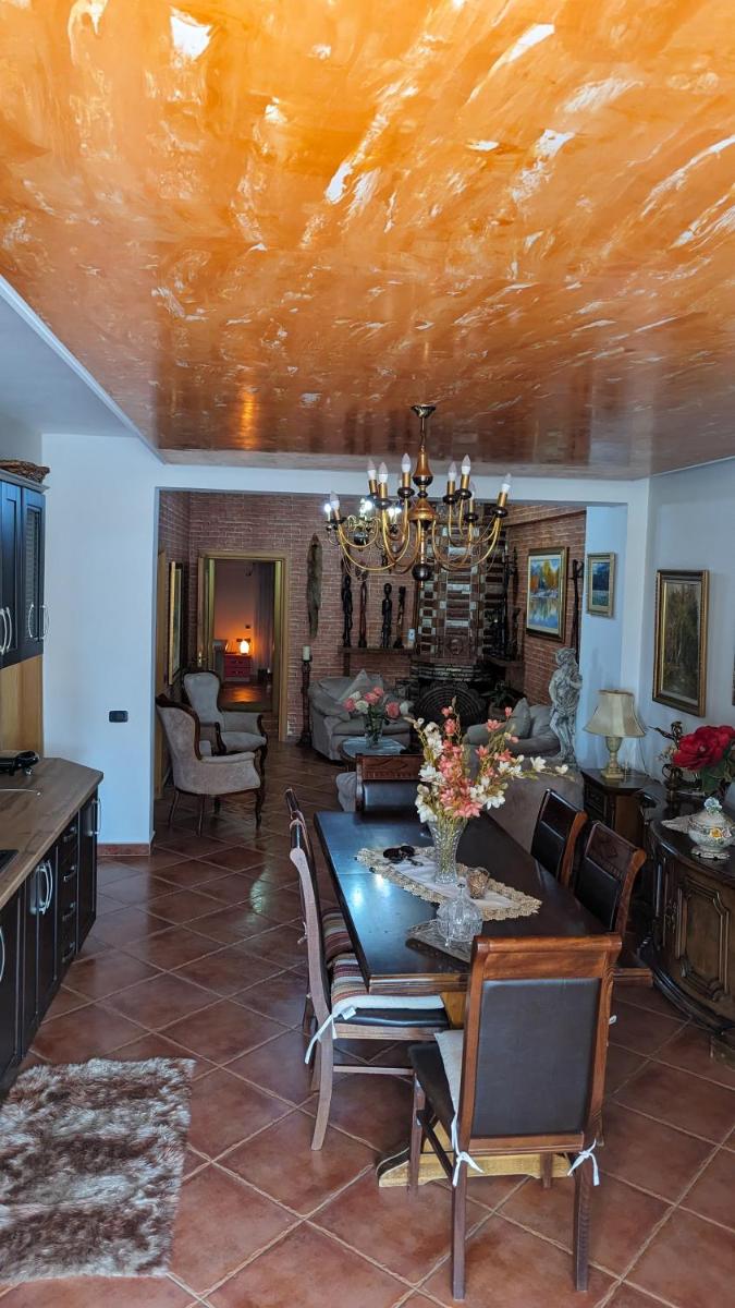 Venus - Cozy APT with Terrace - Housity