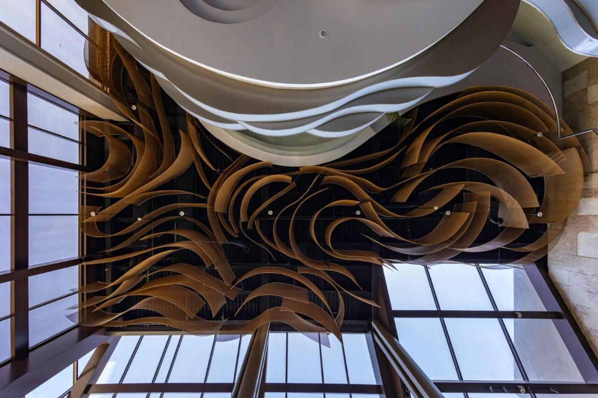 Mirage Hotel & Conference Center - Housity