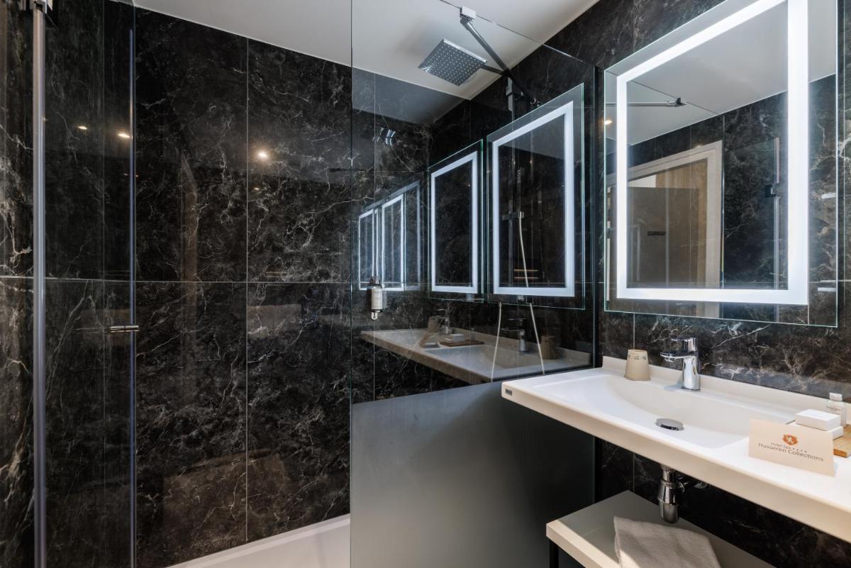 Salle de bains dans l'établissement Hotel SPA Husseren Collections - Proche Colmar - Eguisheim