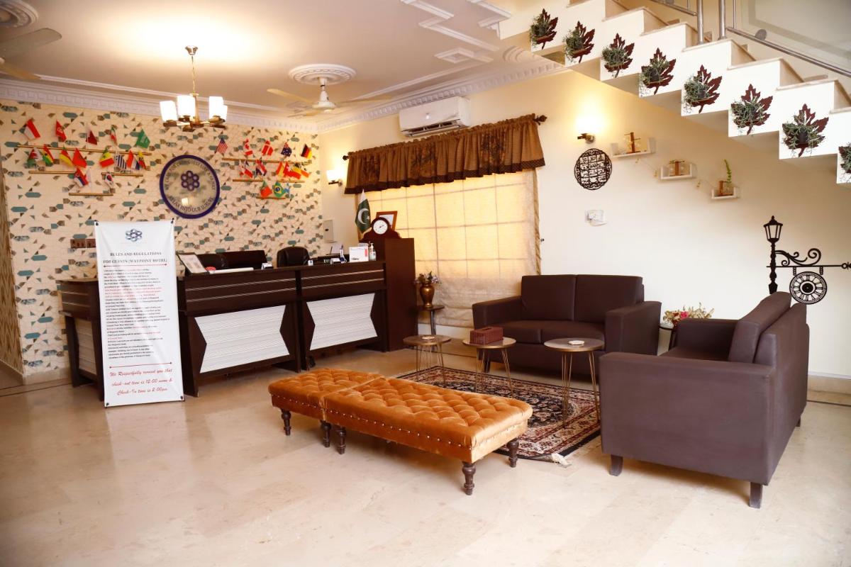 Waypoint Hotel - Hizvo