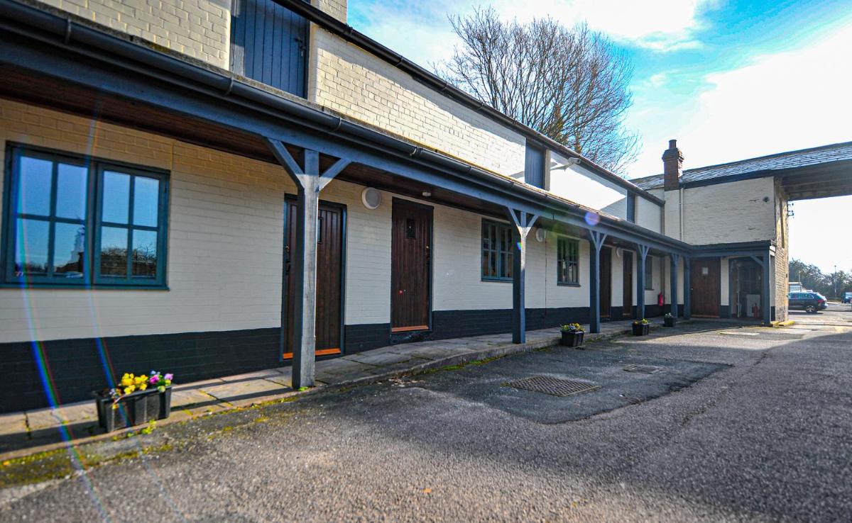 The Coachman Hartford - Housity