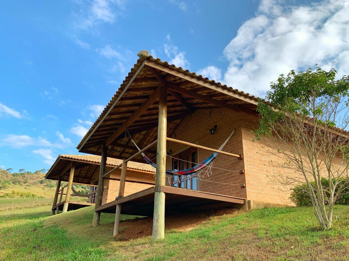 Chalés Canto da Serra - Housity