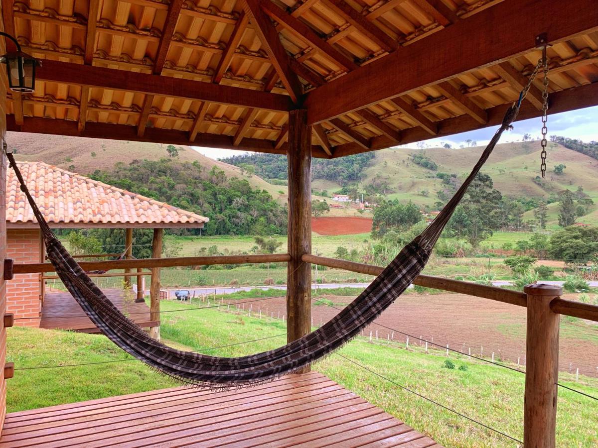 Chalés Canto da Serra - Housity