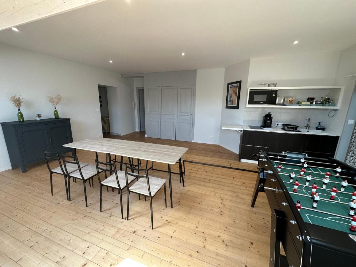 Suitetrails - Appartement 160m2 - 2e étage maison de maître