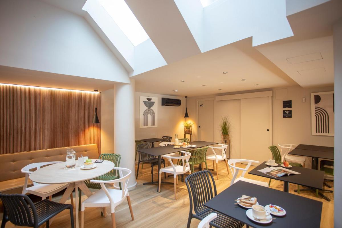 Aila II Hotel Boutique by SingularStays - Digital Access - Housity