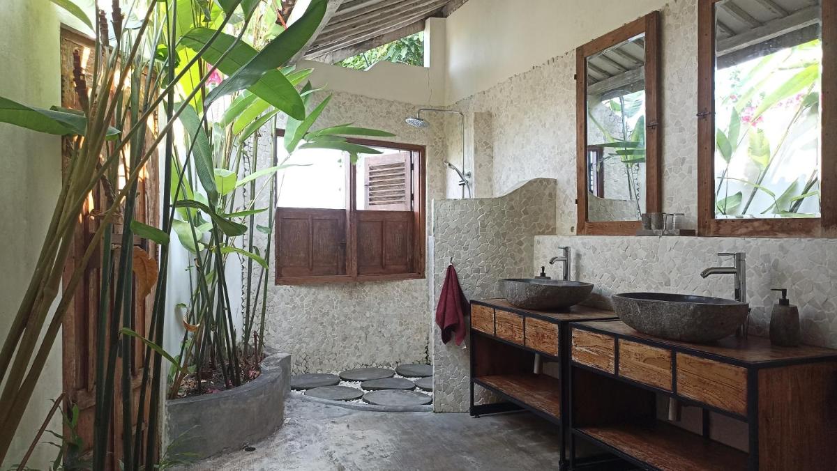 Sun Moon Star Villas - Housity
