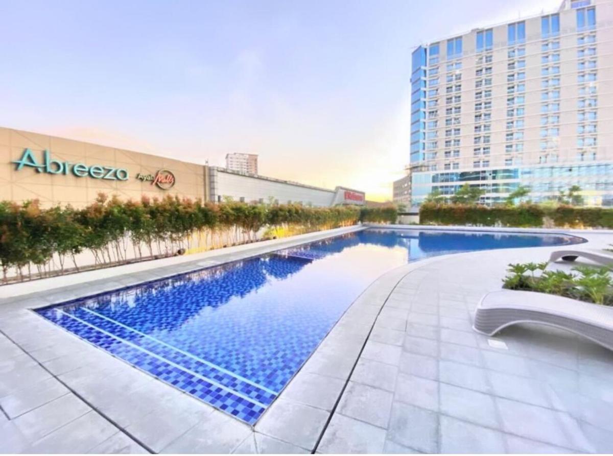 Suitetrails - emerin suites @ Aeon Towers