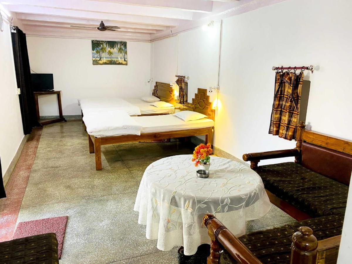 RAJ LAXMI HOTEL - Housity