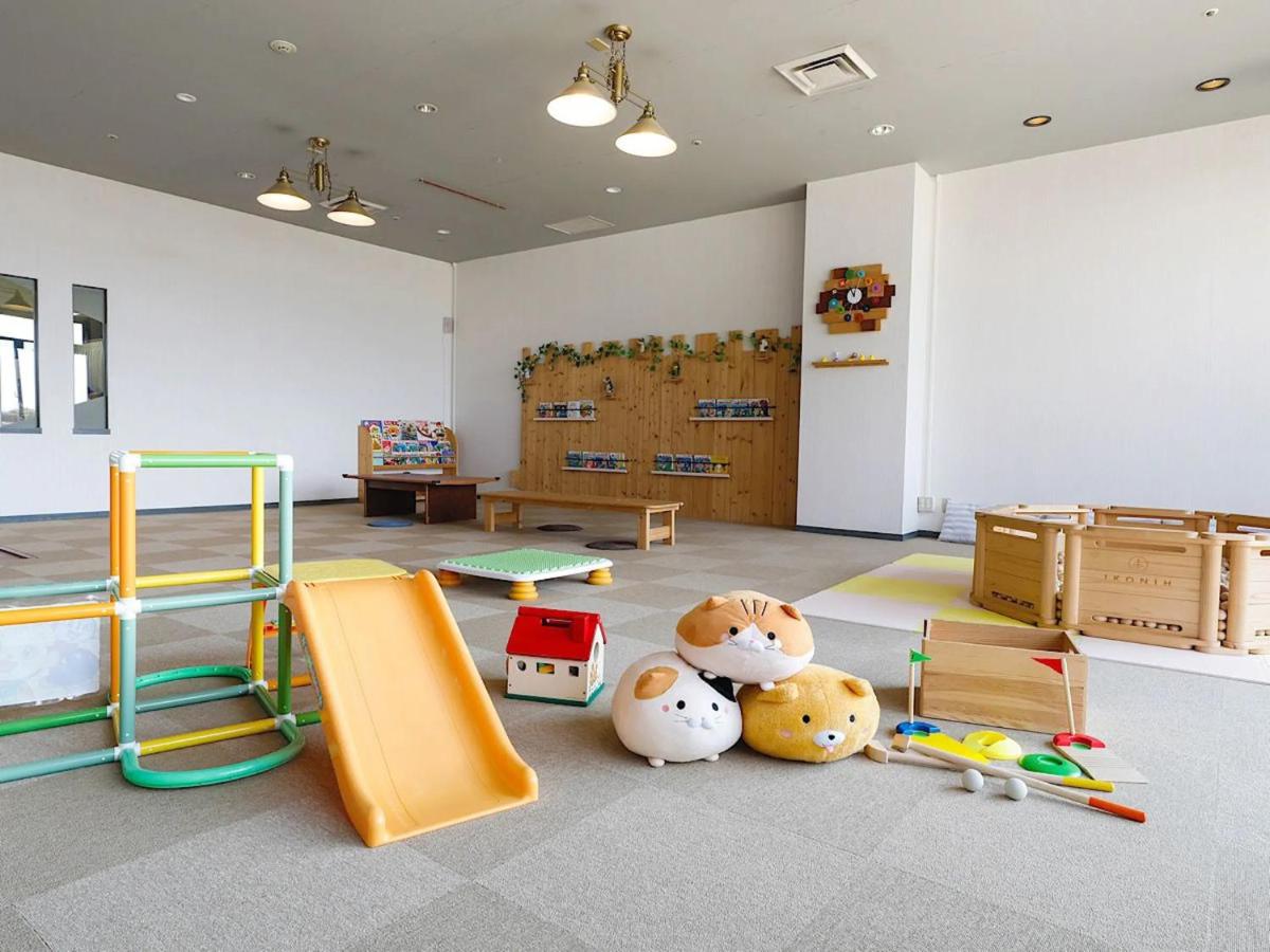 Hotel & Resorts Minamiawaji - Housity