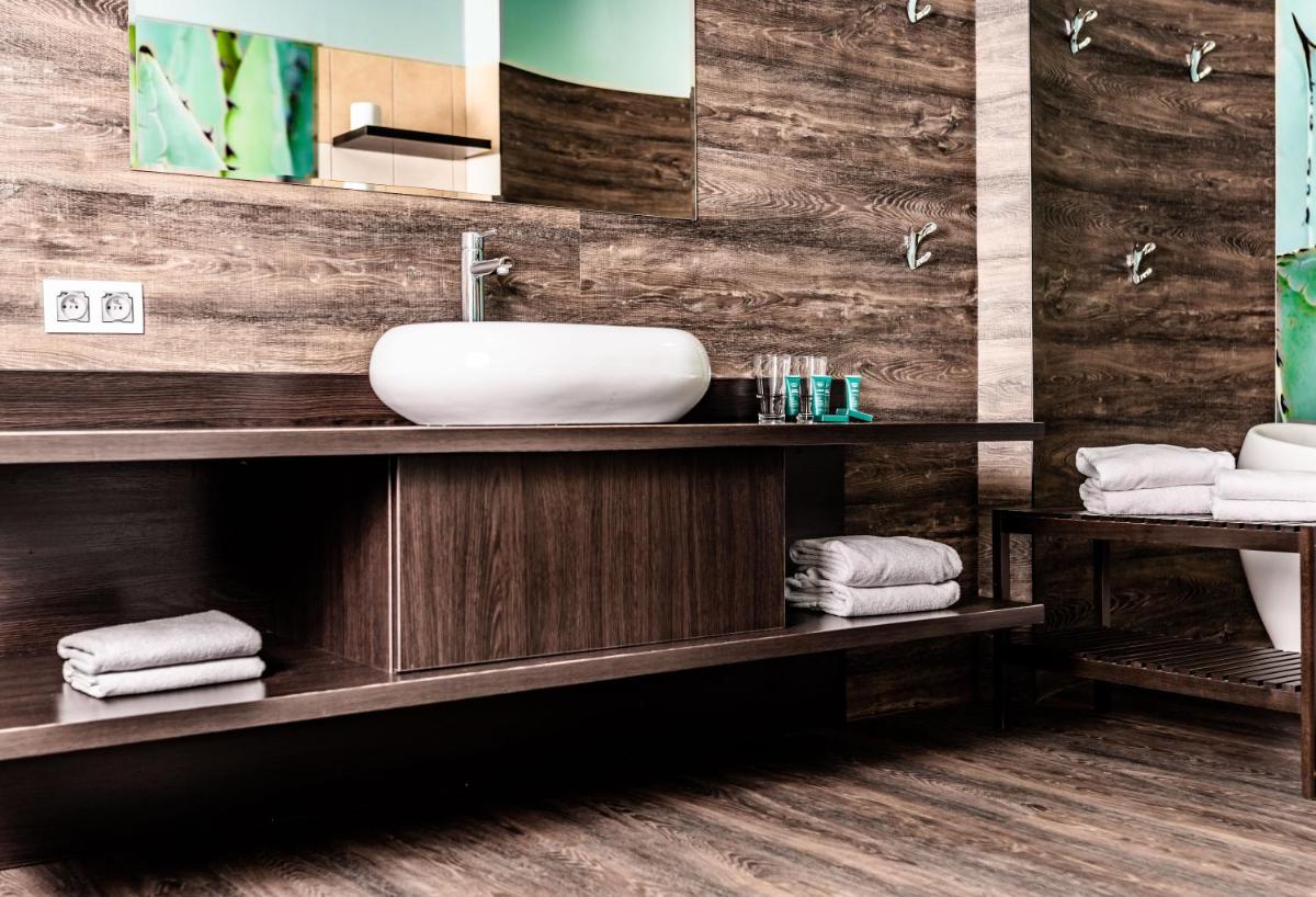 Hotel Texas*** - Housity