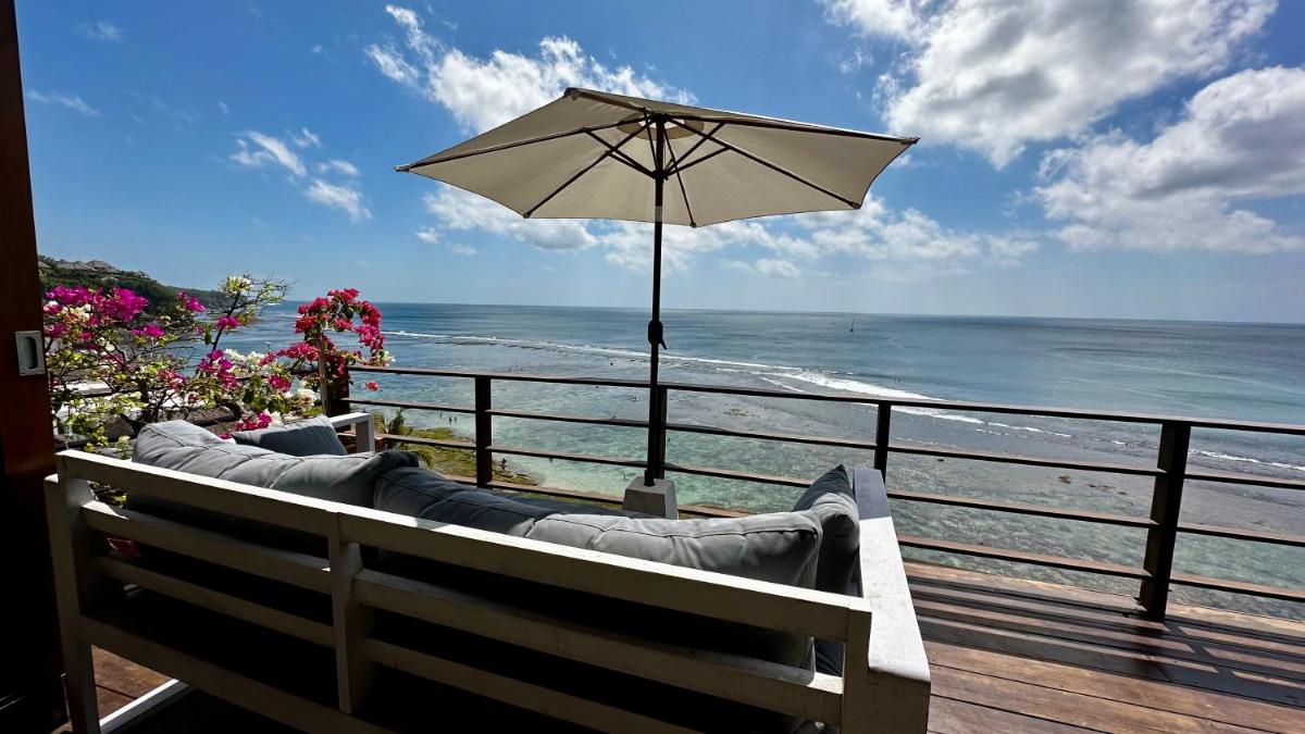 Bingin High Tide - Housity