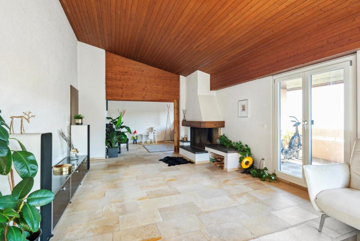 Luxus Loft am Zürichsee I Seesicht I Garten I Arbeitsplatz - Housity