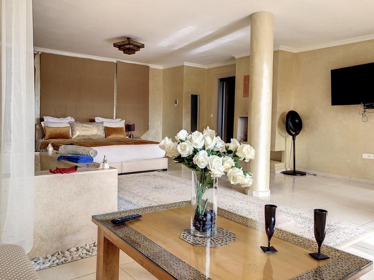 Dar De Santis - Housity