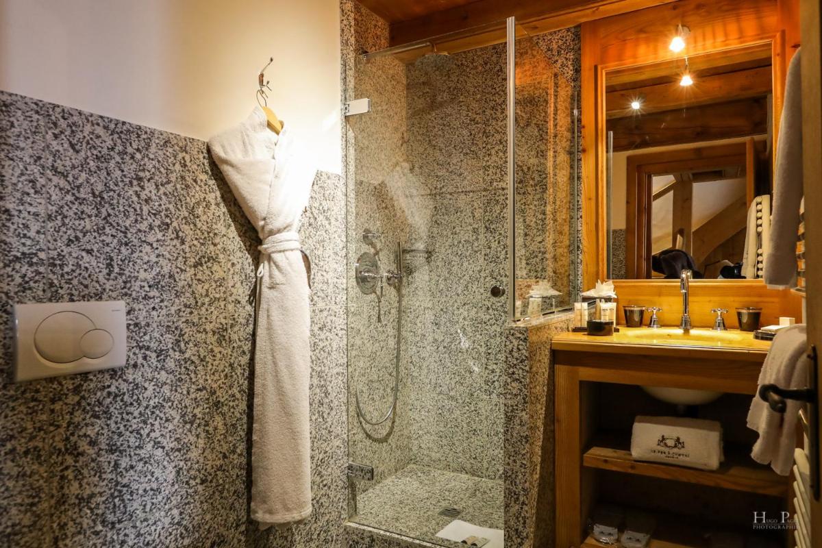 Salle de bains dans l'établissement Fer à Cheval