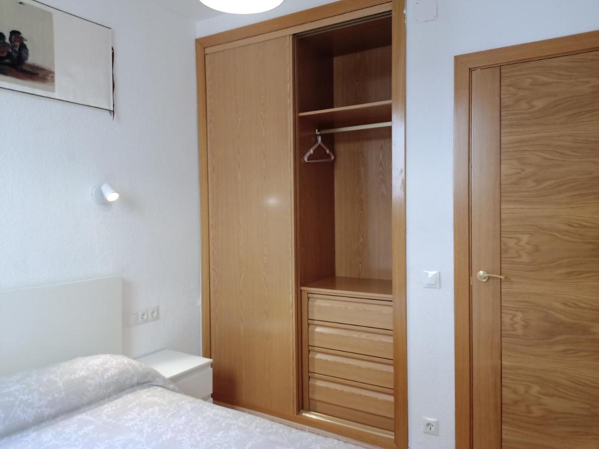 2 dormitorios y el salón tienen aire, Madrid Centro Gran Vía - Plaza de España - Housity