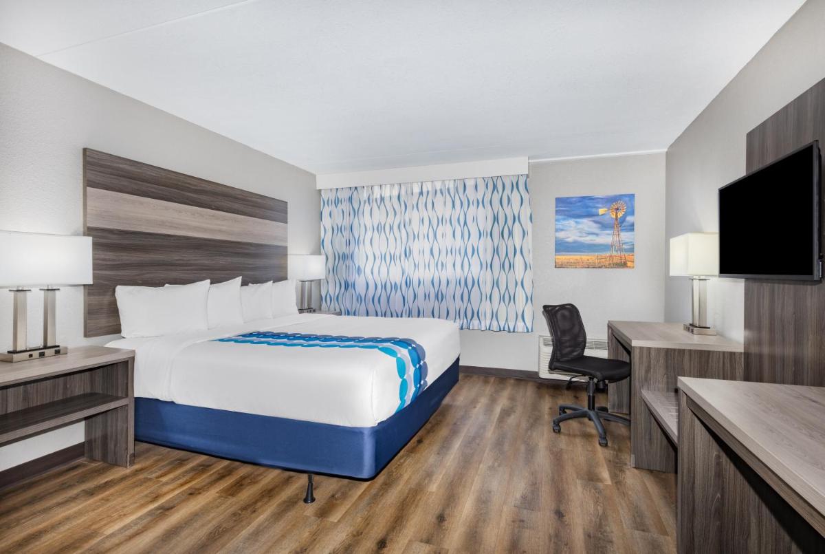 Wingate by Wyndham Wichita Airport - Housity