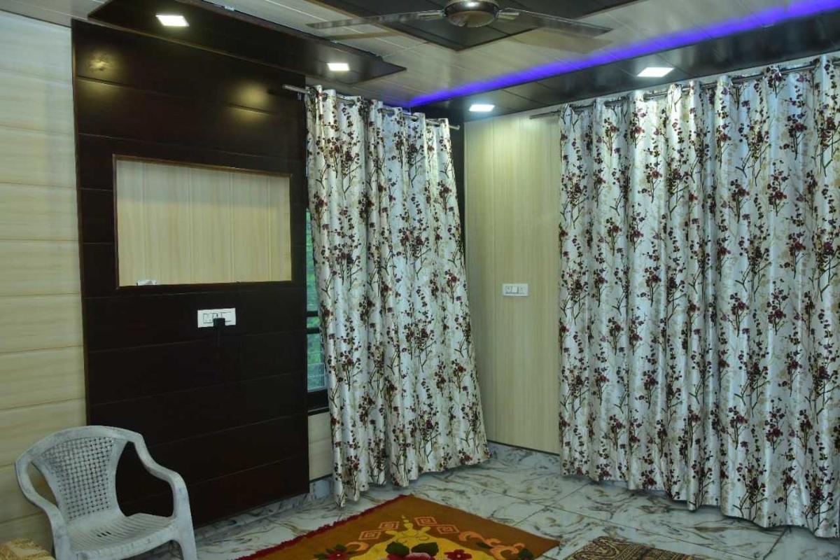 OYO Home Neena"s Homestay - Housity