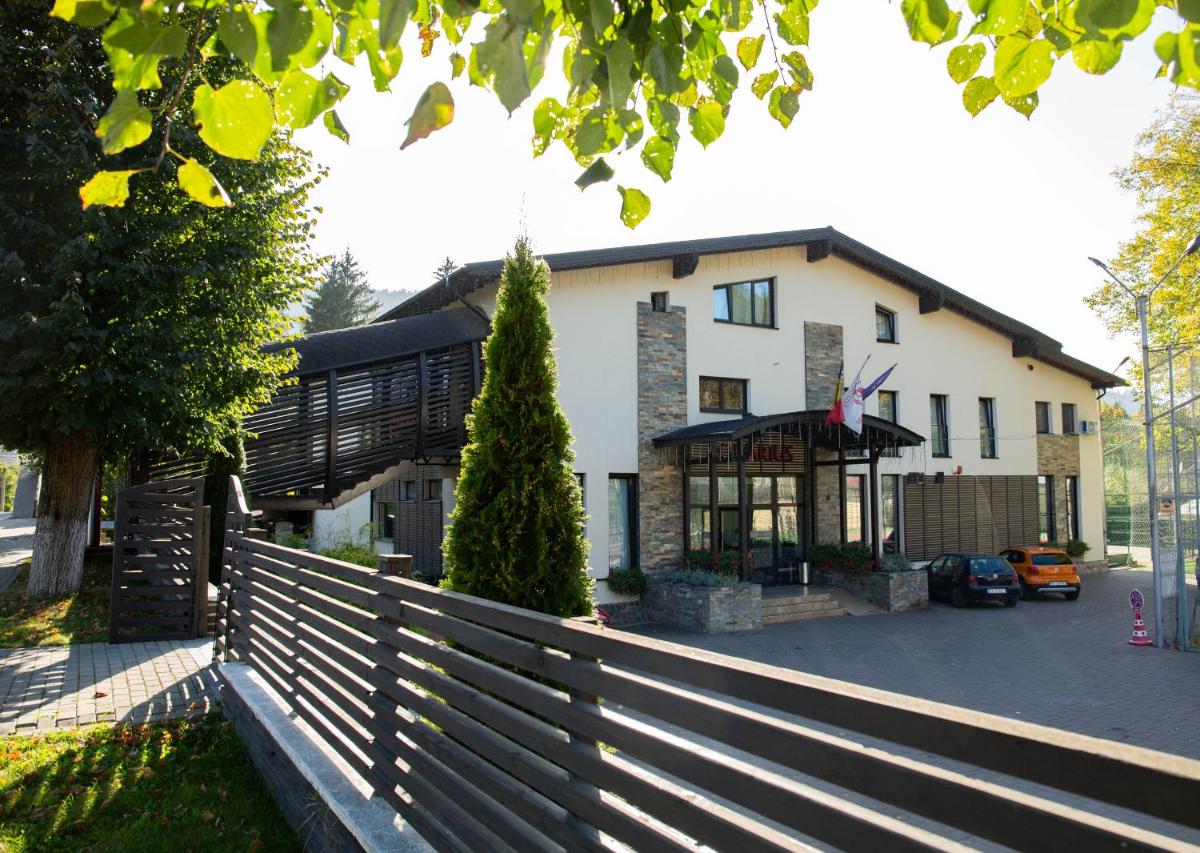 AQUARIUS BOUTIQUE HOTEL - Housity