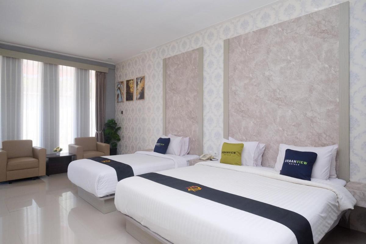 Urbanview Hotel DJ Inn Tegal - Housity