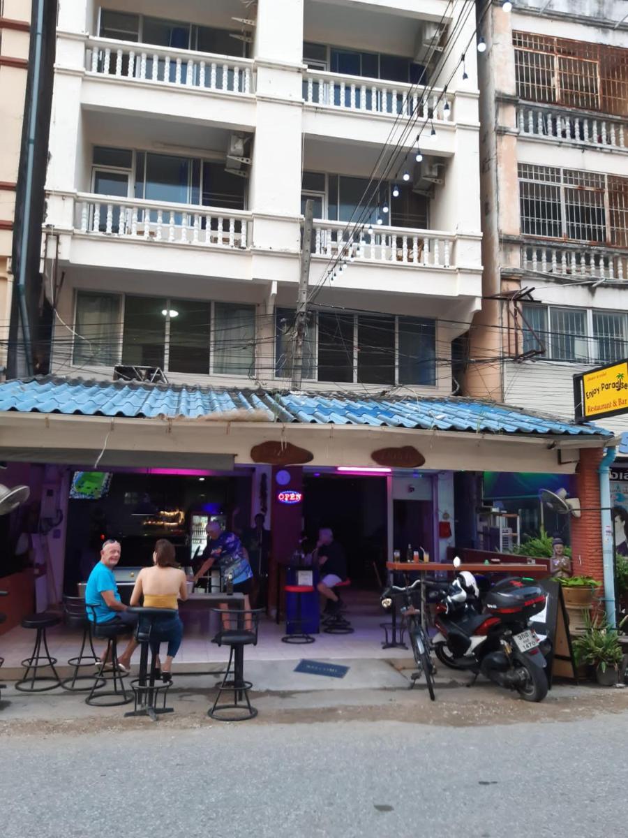 Enjoy Paradise - Housity