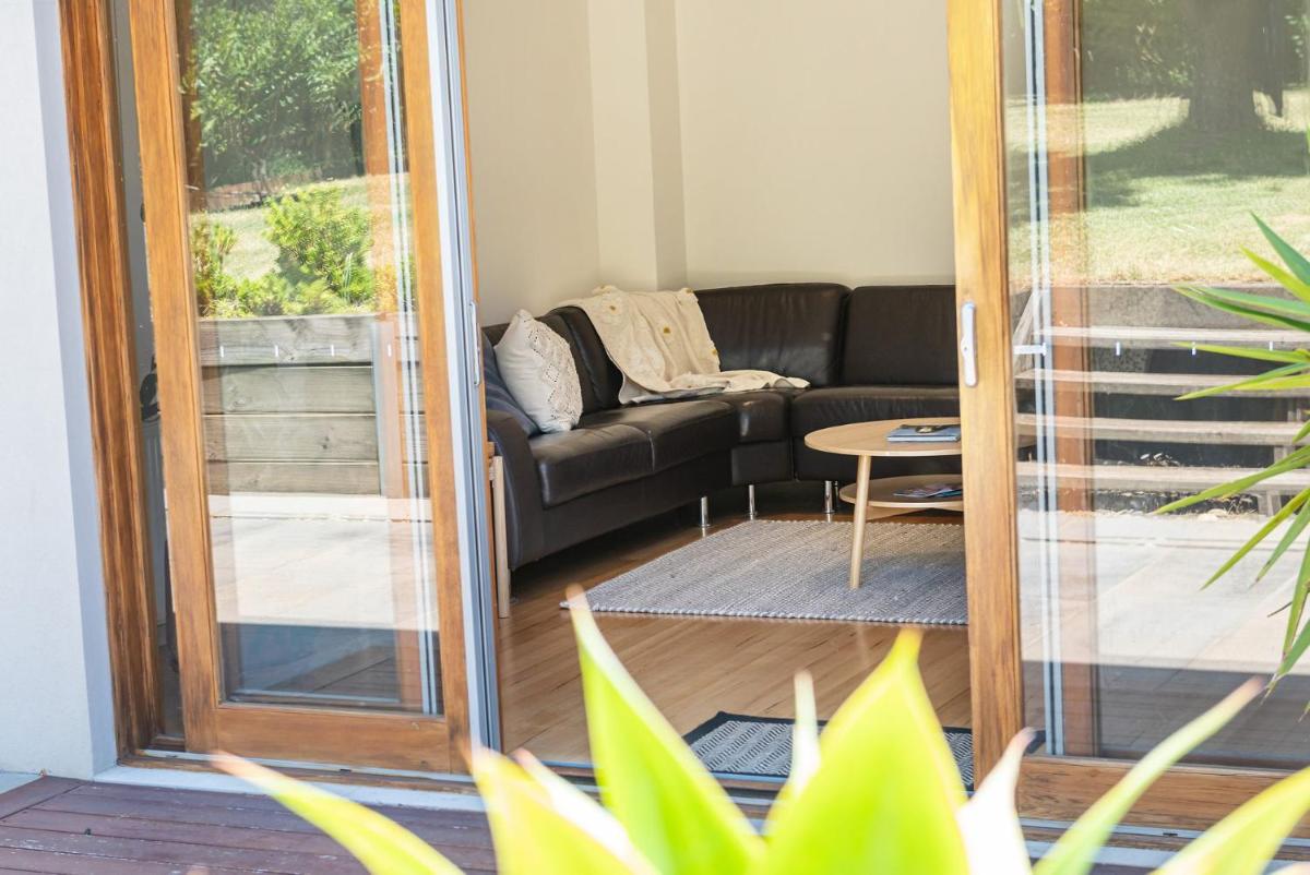 The Royal Apartment in Mornington - Housity