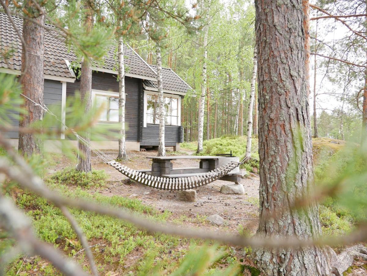 Mökki Aapola - Housity
