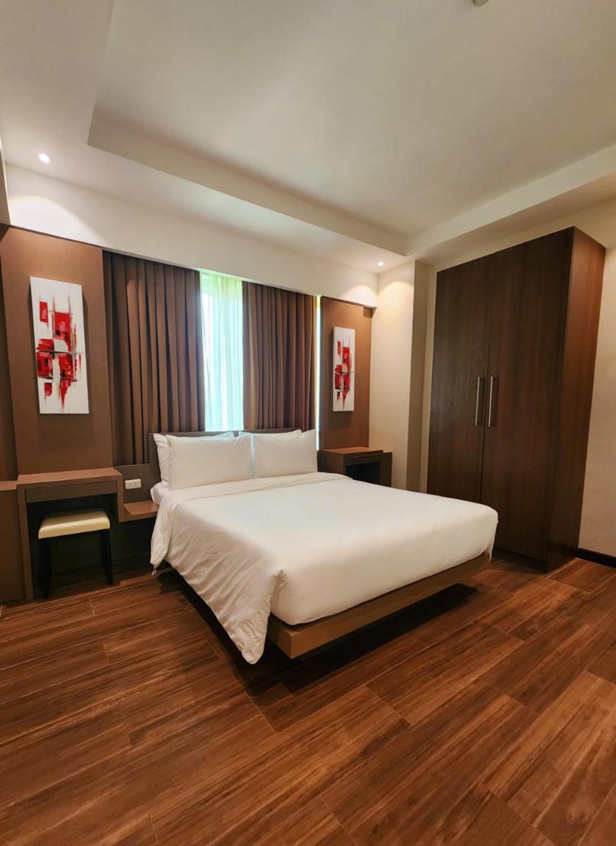 The Padgett Suites - Housity