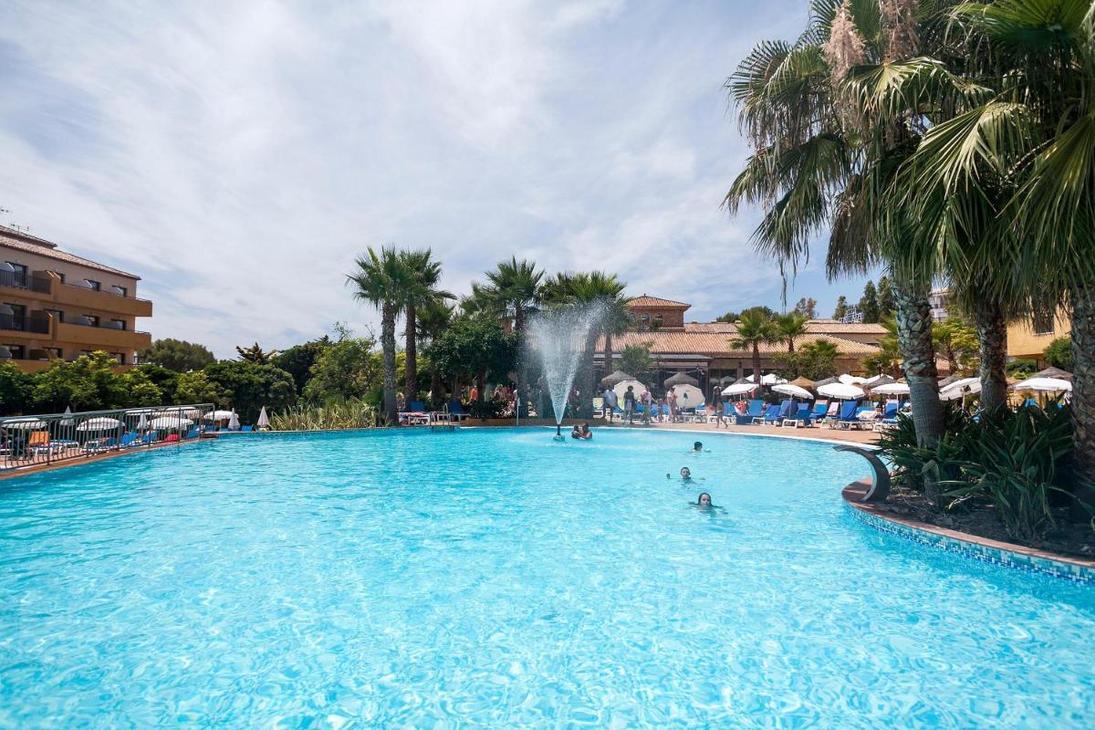 Piscina en o cerca de Hotel Best Alcázar