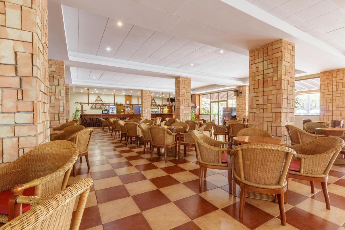 Zona de estar de Apartamentos Best Alcazar