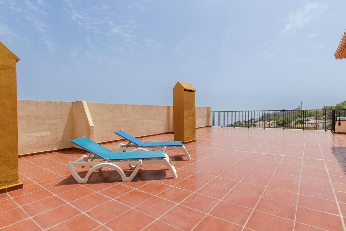Un balcón o terraza de Apartamentos Best Alcazar