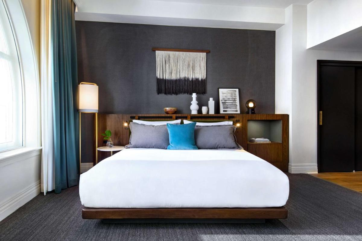 The Alexis Royal Sonesta Hotel Seattle - Housity