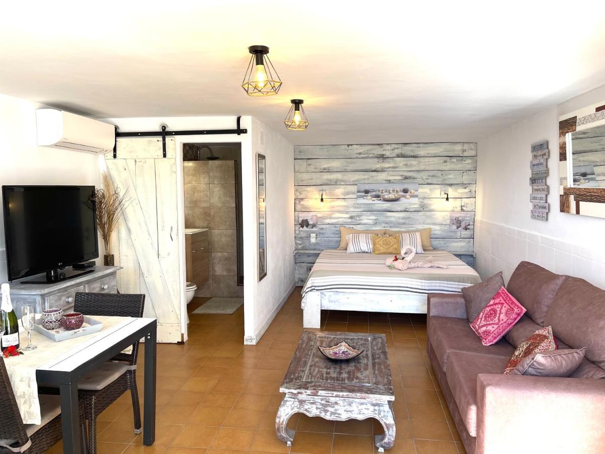 Casira, casitas en kamers, Viñuela, Andalucía - Housity