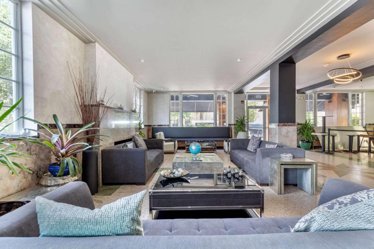 La Flora by LuxUrban Trademark Collection by Wyndham - Housity